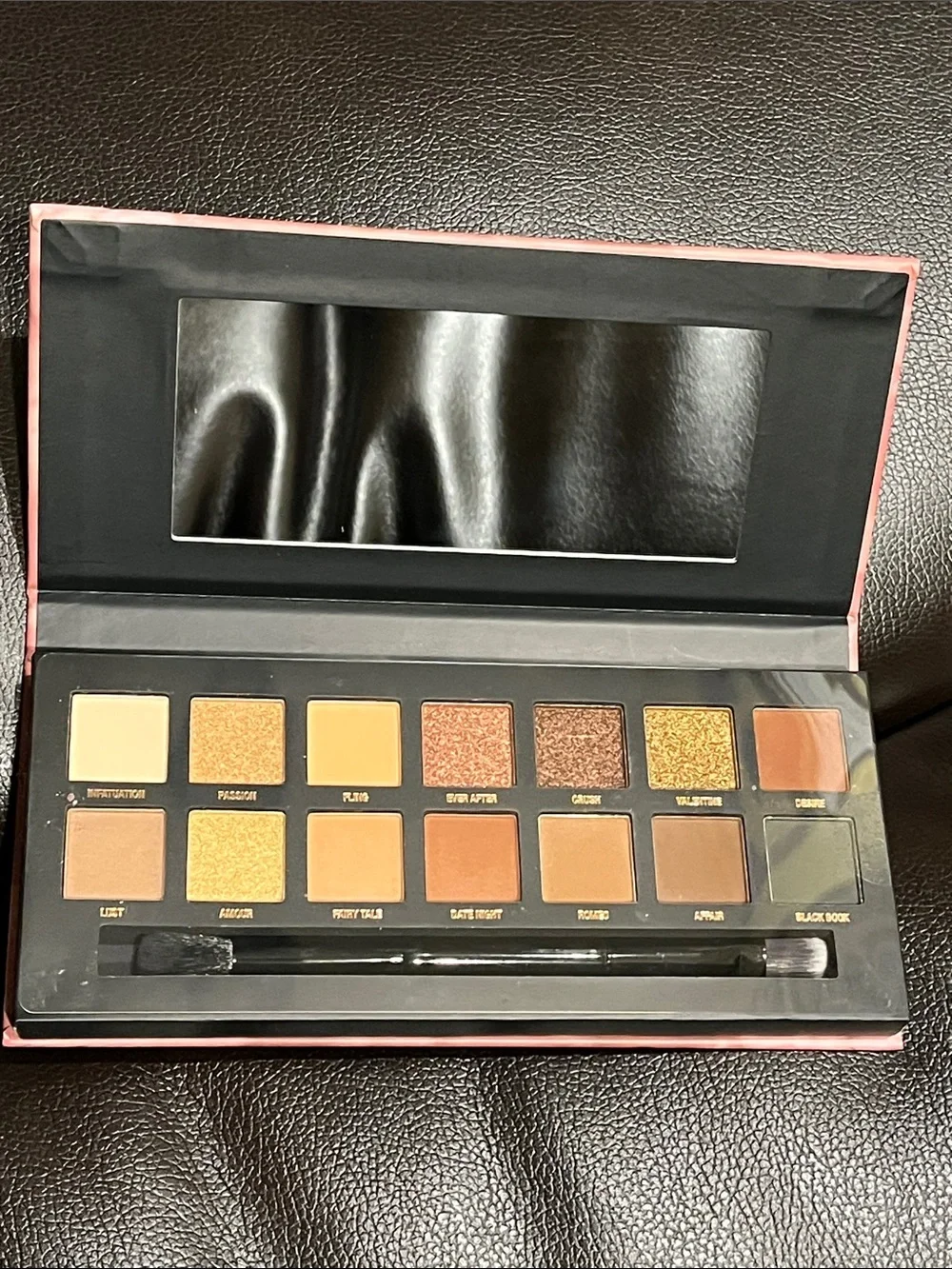 W7 Romanced Neutrals In Love Eye Colour Palette WITH BRUSH- 14 shades NEW